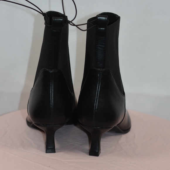 Chinese Laundry SZ 8.5 pull on Ankle boots NWT - Picture 5 of 12